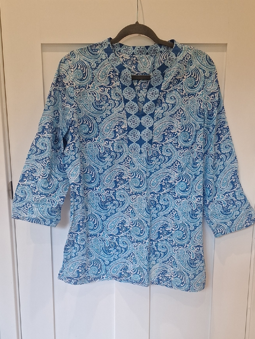 Blue Paisley Split-Placket Tunic Top